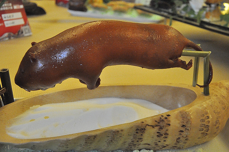 老鼠也是一道菜!你吃过吗?(据说要卖400多元)