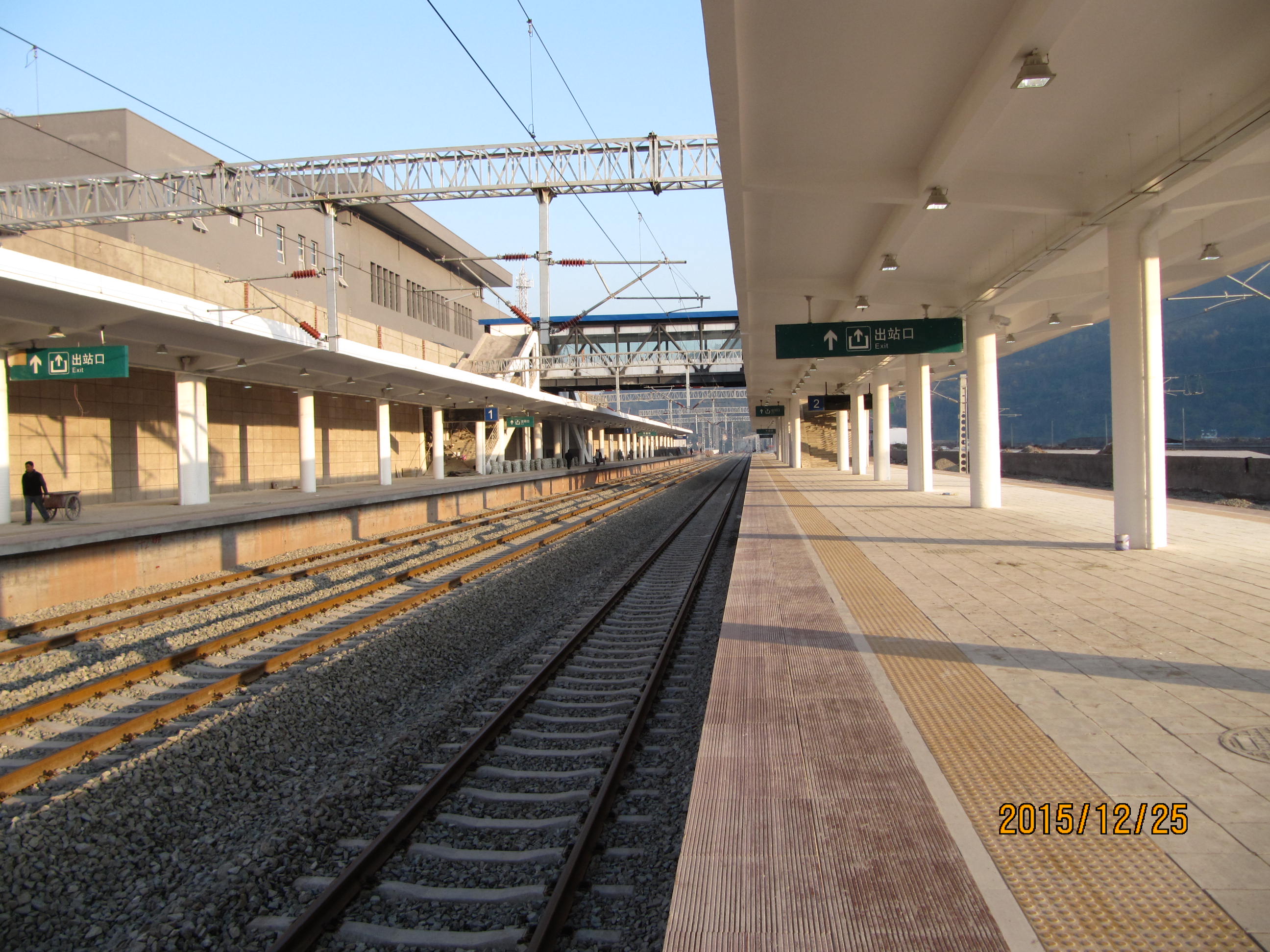 石梯火车站图片