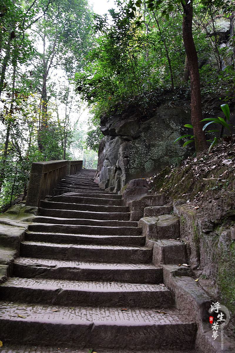 资中重龙山重龙阁图片