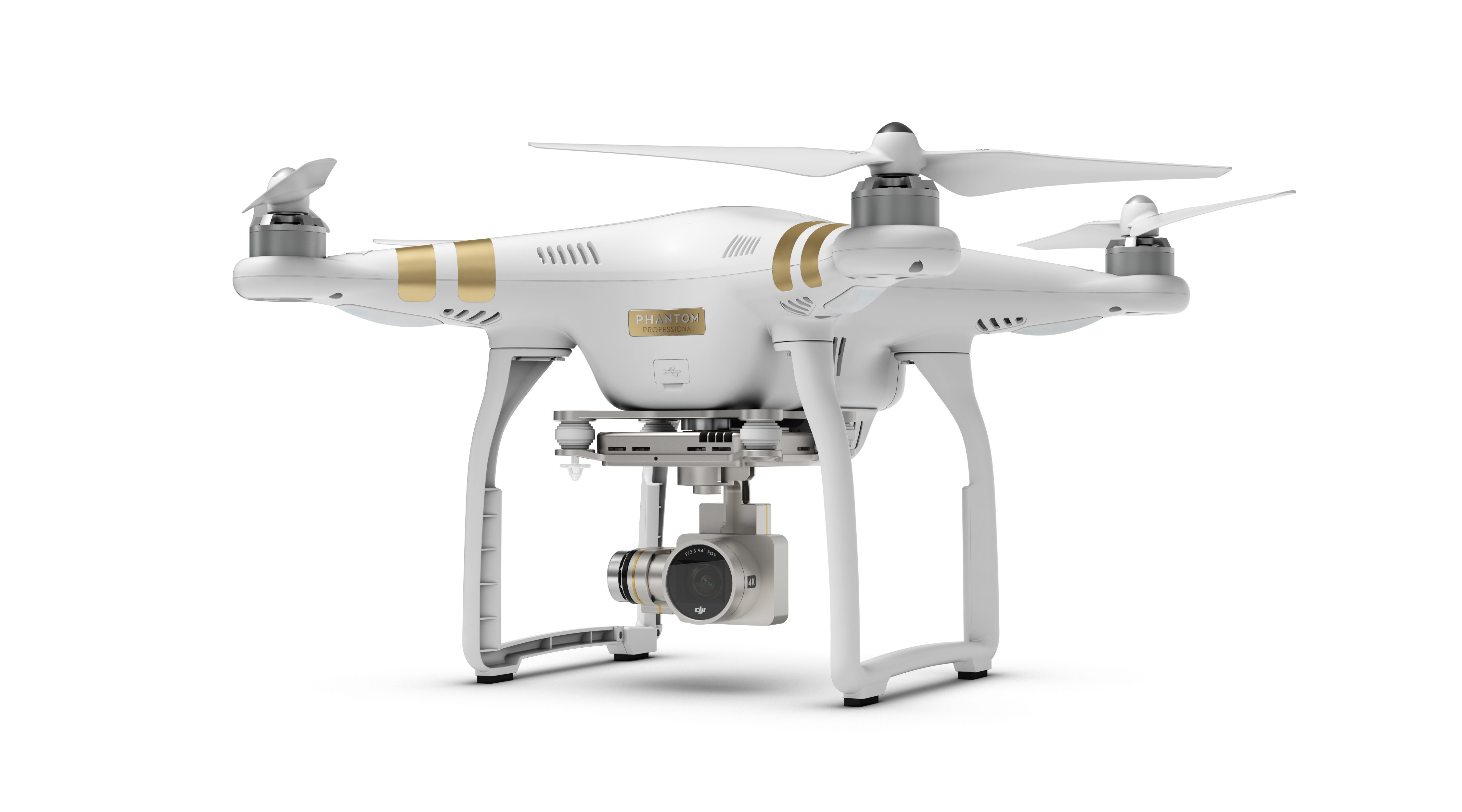 蓬安论坛玩航拍飞行器的网友越来越多.给相机"插上翅膀",在空中取景