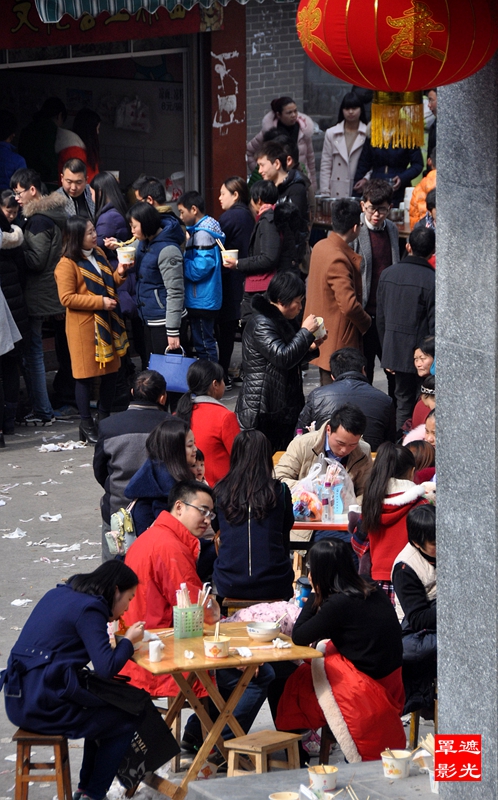 吃一碗营山凉面 红红火火过大年