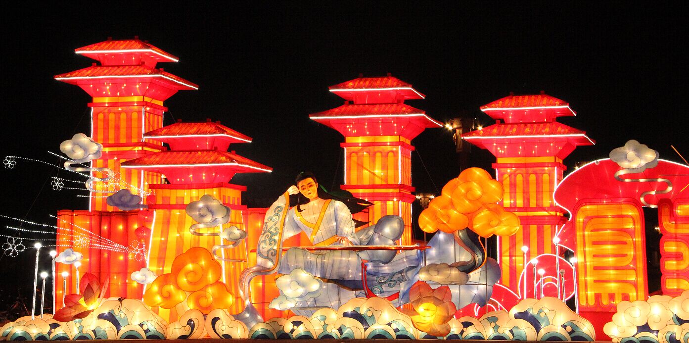 【发现蓬安】蓬安迎春灯会夜景