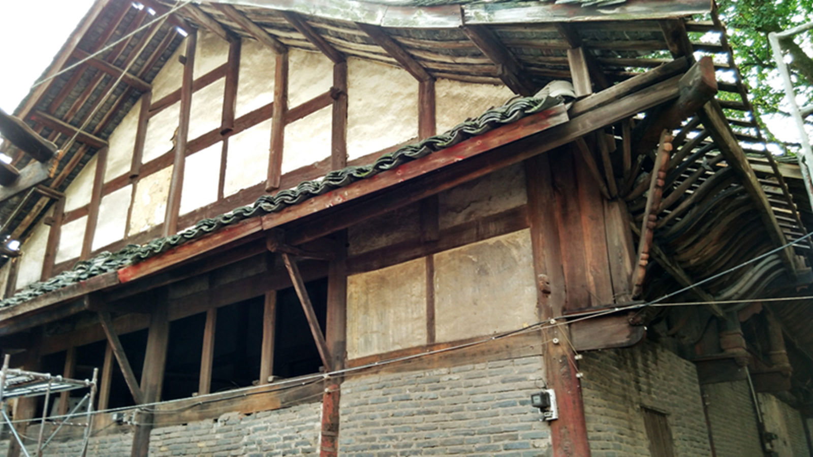 2016年蓬安县锦屏镇的老街与新区