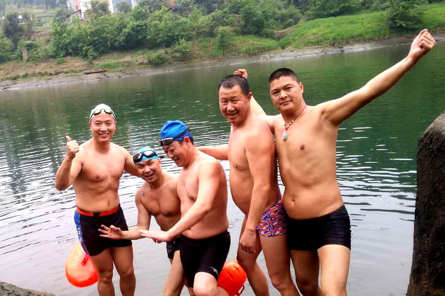 QQͼƬ20160408225707_.jpg