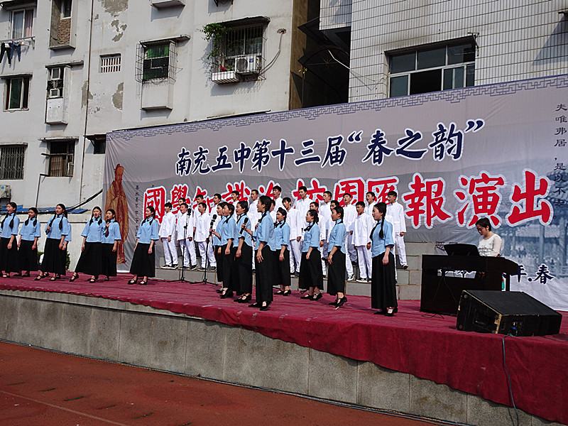 DSC04107_.jpg