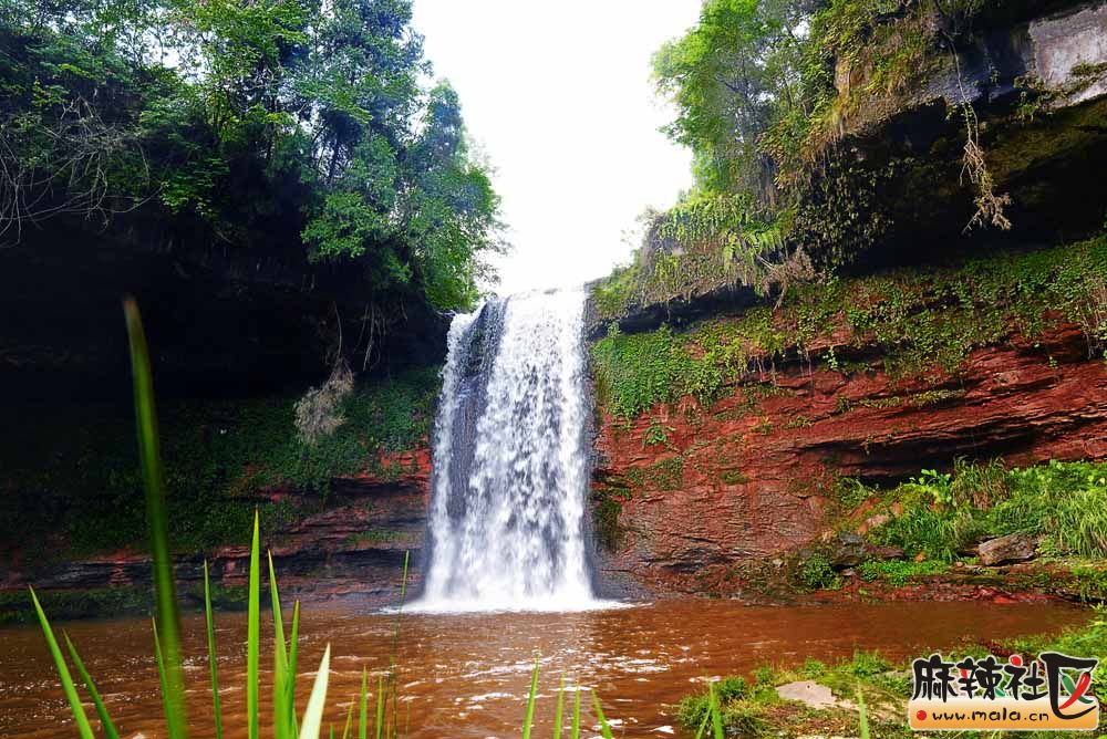 西充华光乡水磨庙村待开发的原生态旅游景观照片拍摄于2015年