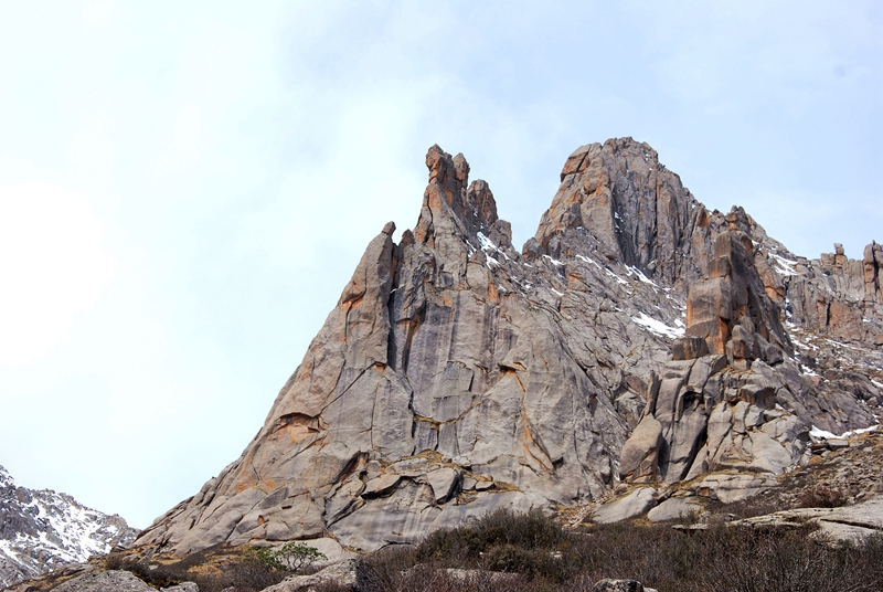 雄奇诡异峥嵘 天造地设石头城----阿坝秘境莲宝叶则
