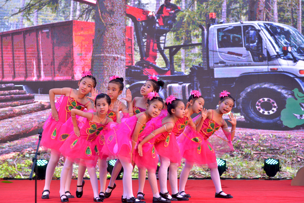 57f5c36be9a54d6b9cc262679640e2b7_th.JPG