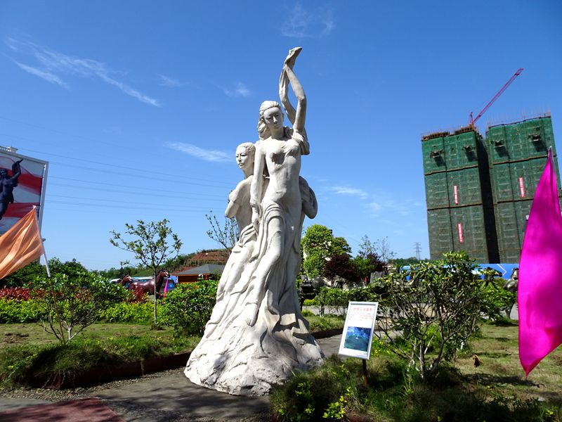 DSC04470_.jpg