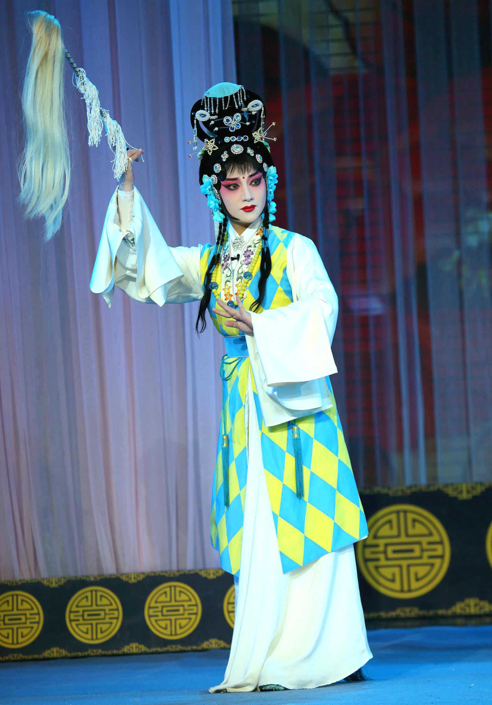 成川院 : 王玉梅《思凡》 剧照