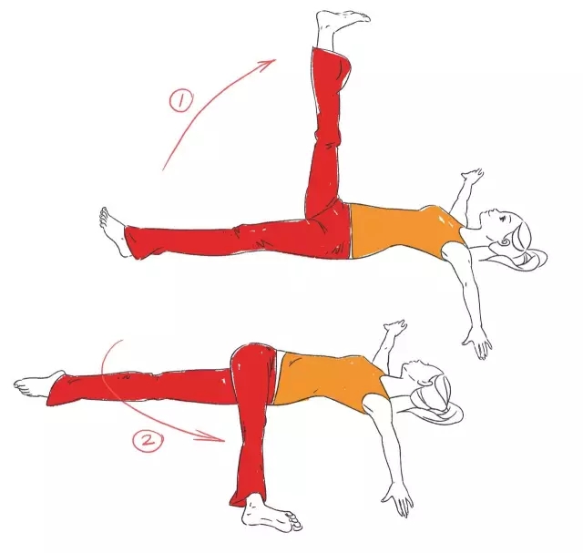 一边吸气,一边抬高右脚到与身体成直角的位置,向上挺起脚跟,一边吐气