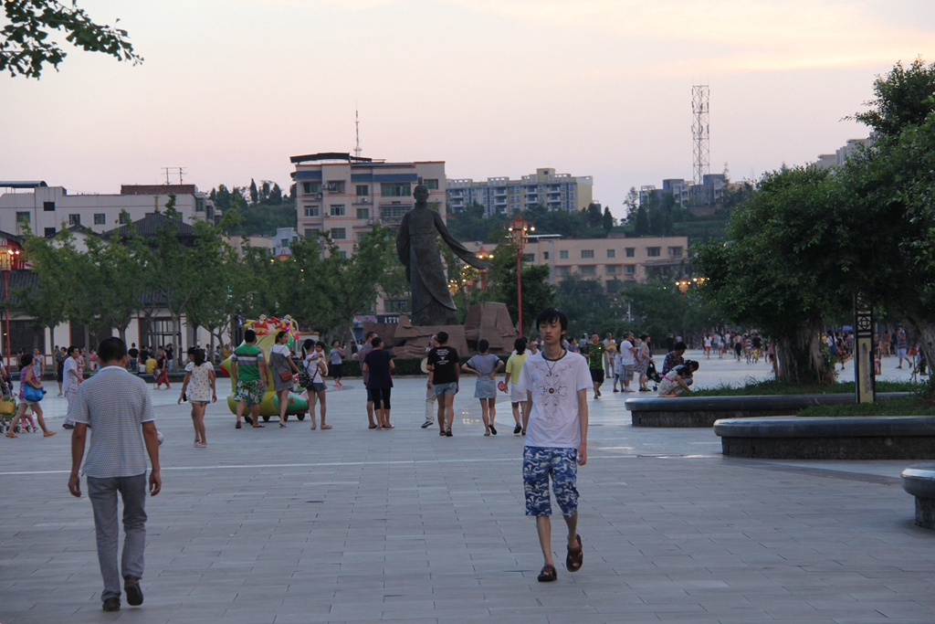 004947js4wggubsttslbmb.jpg