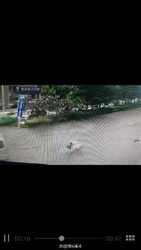img-04517806d8ea024baf02131efcf695b9.jpg