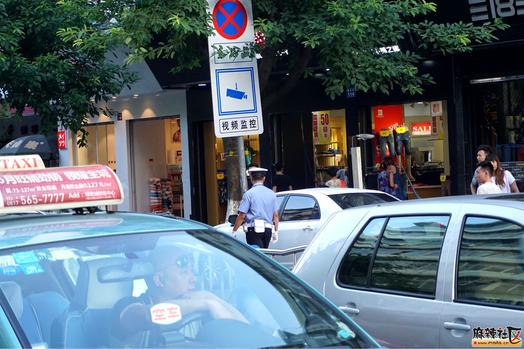DSC00722_.jpg