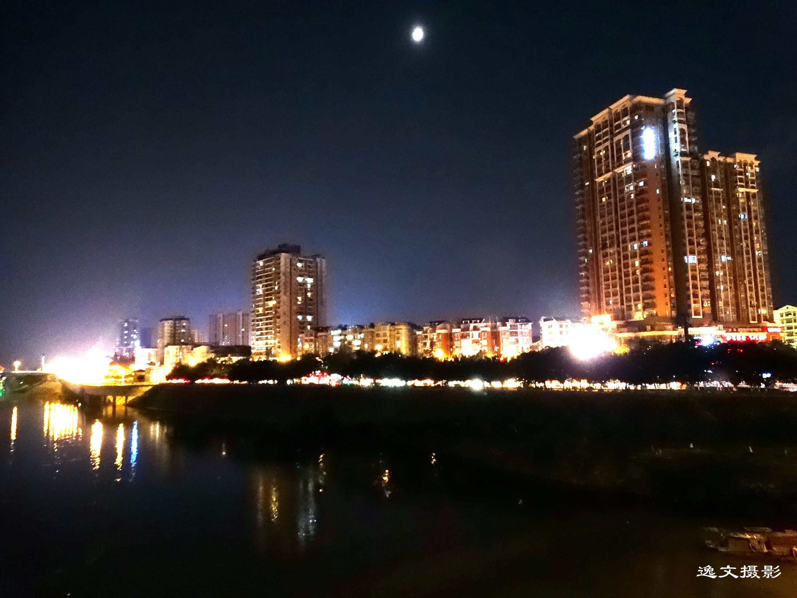 120724d4l35adolq665ilt.jpg