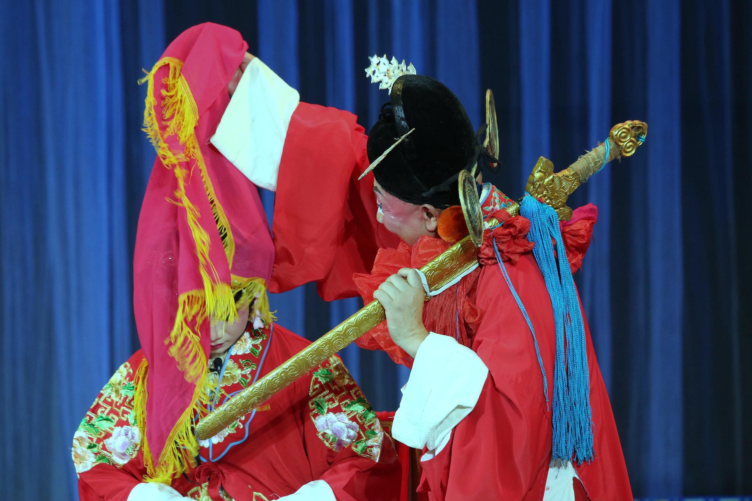 迟发蓝家富罗芳花文芳抢亲图片