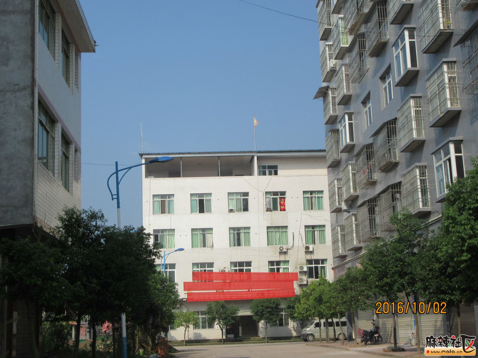 111522pa8k208ept9al9zz.jpg