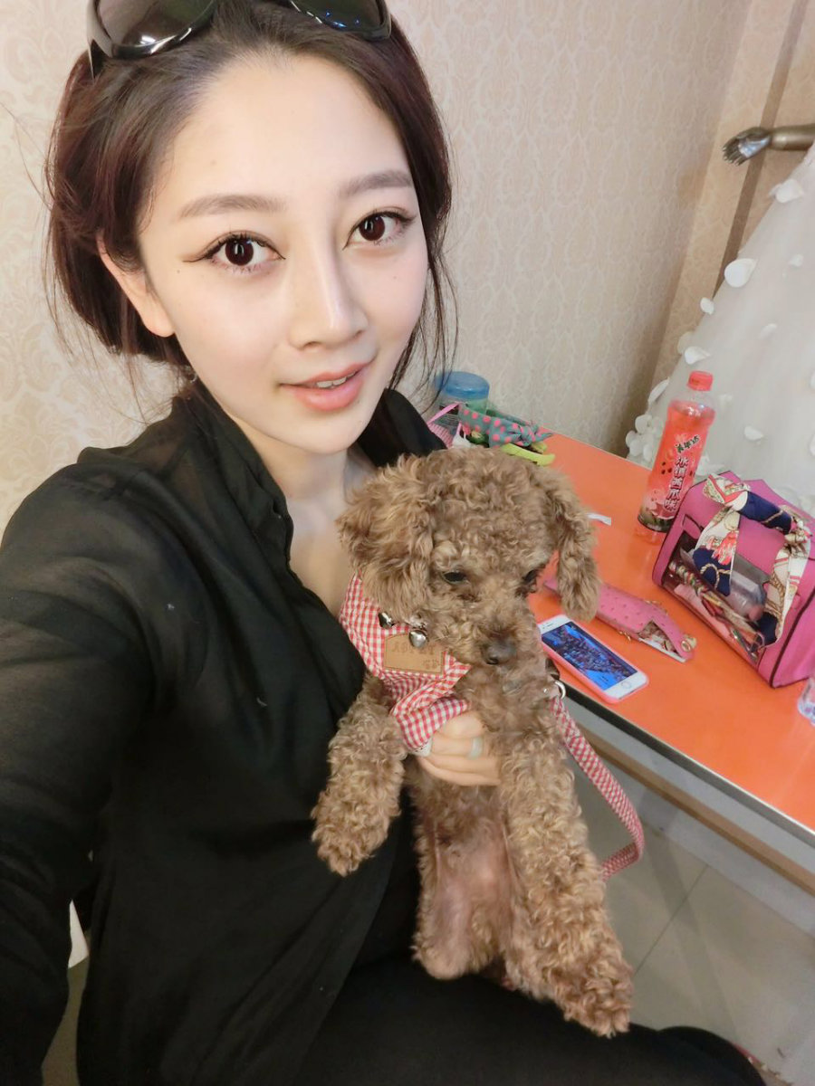 杨柳惊风,梨花带雨 中国最美女作家丁丰