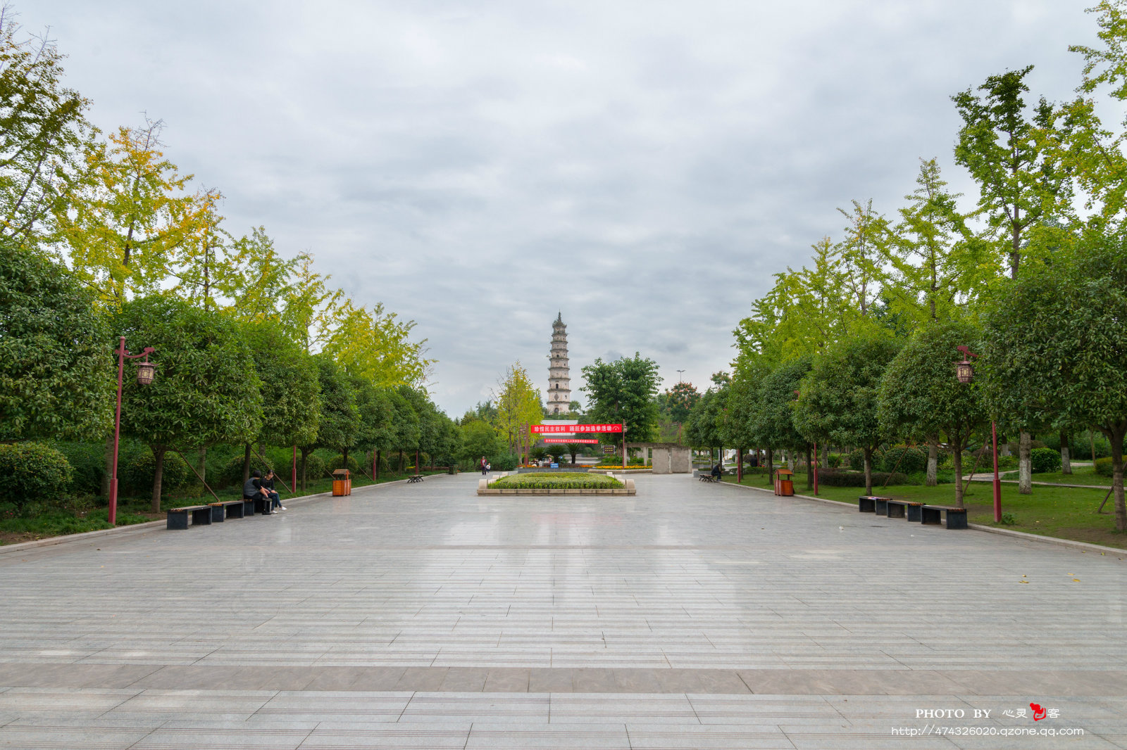 一個人的白塔公園——-營山論壇-麻辣社區 四川第一網絡社區 你的