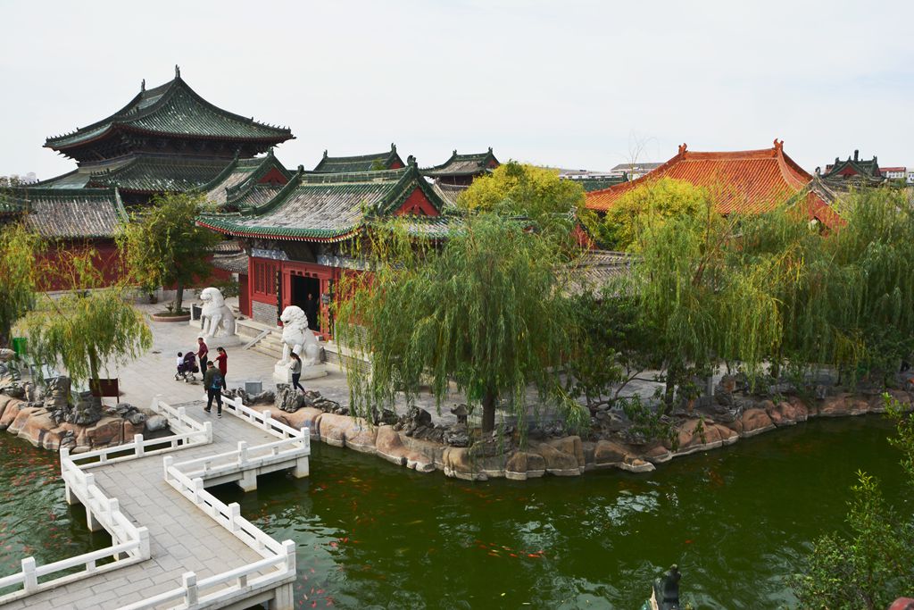 铁面包公的开封府