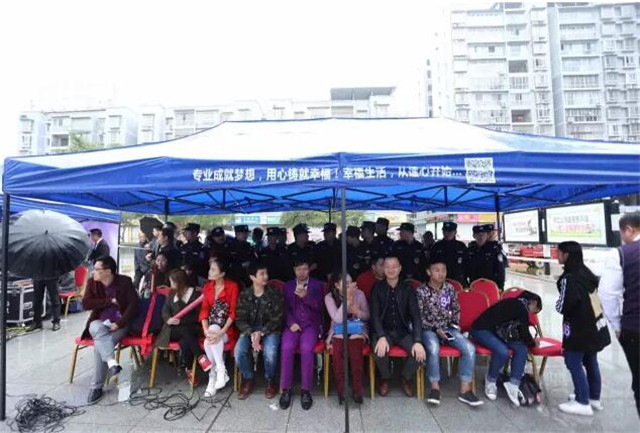141831xc3c3agl3ri60l33.jpg