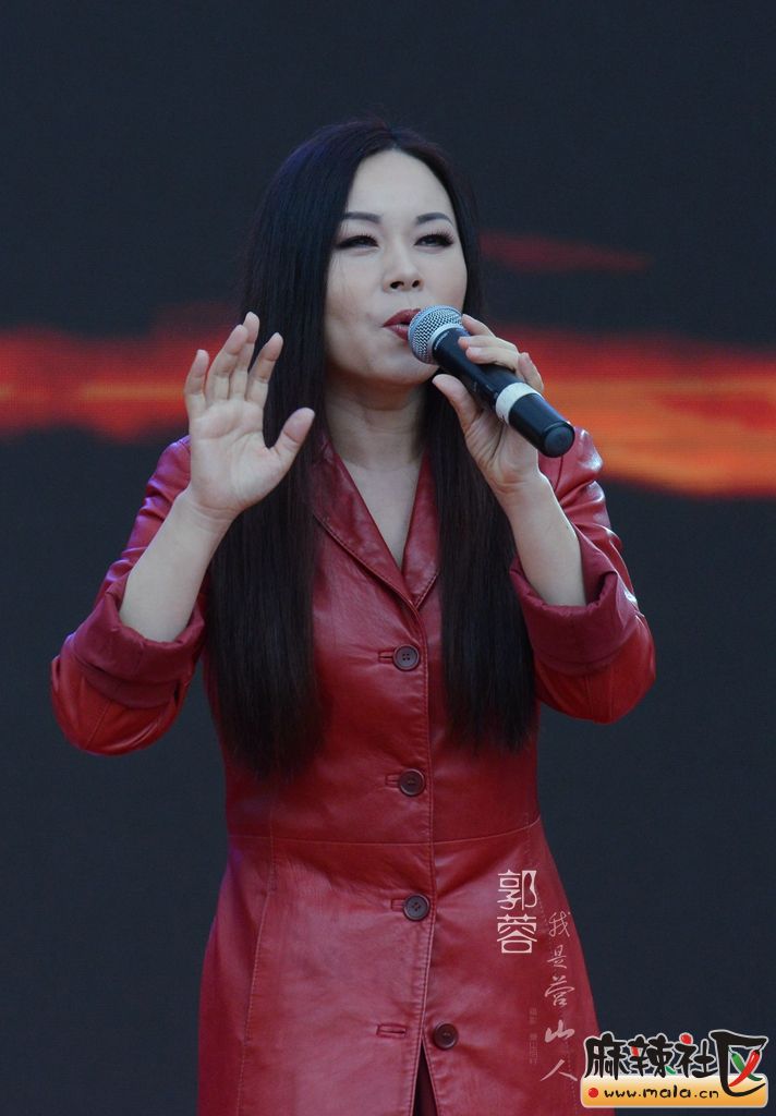 223803bcqa0sf8sq8387as.jpg
