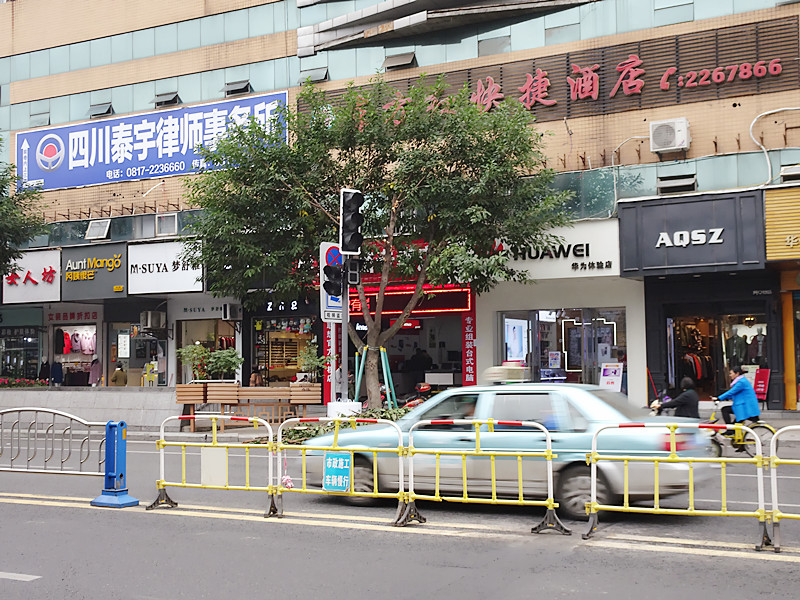 DSC01737_.jpg