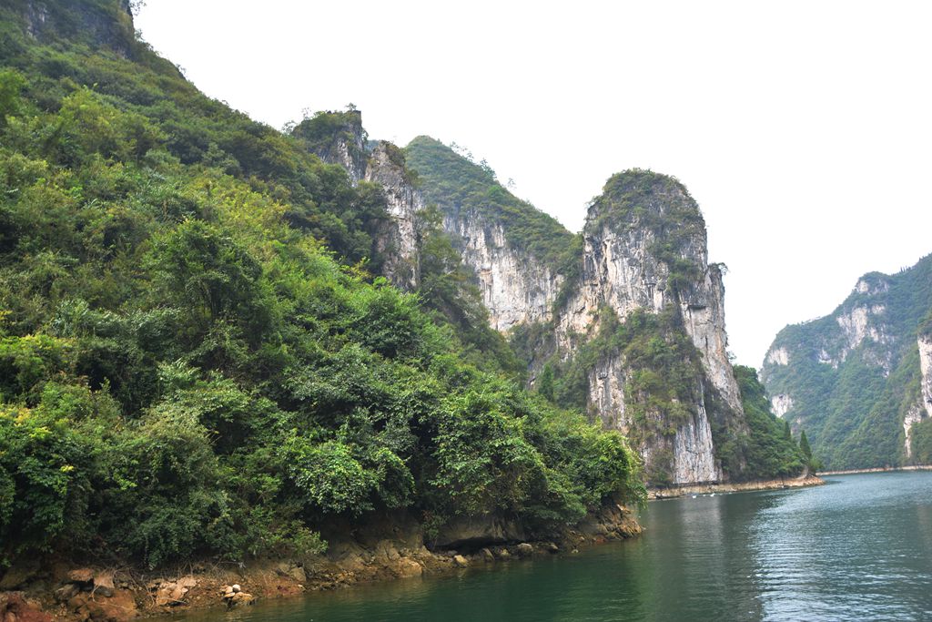 贵州镇远潕阳河风光