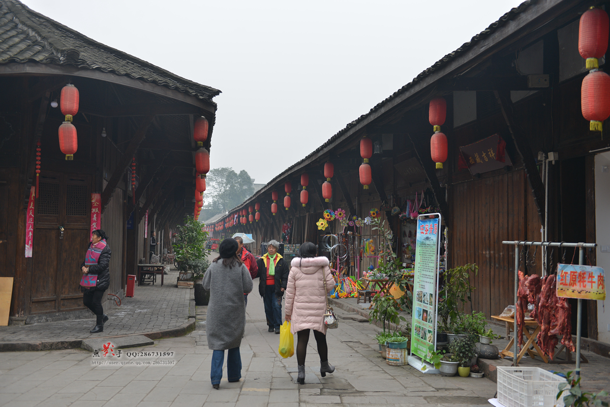 【遊大邑安仁古鎮,看看大地主劉文彩住的啥地方】