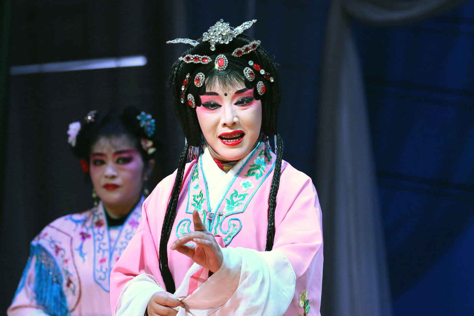 振兴川剧团唐春菊宋娜尤二姐吞金剧照