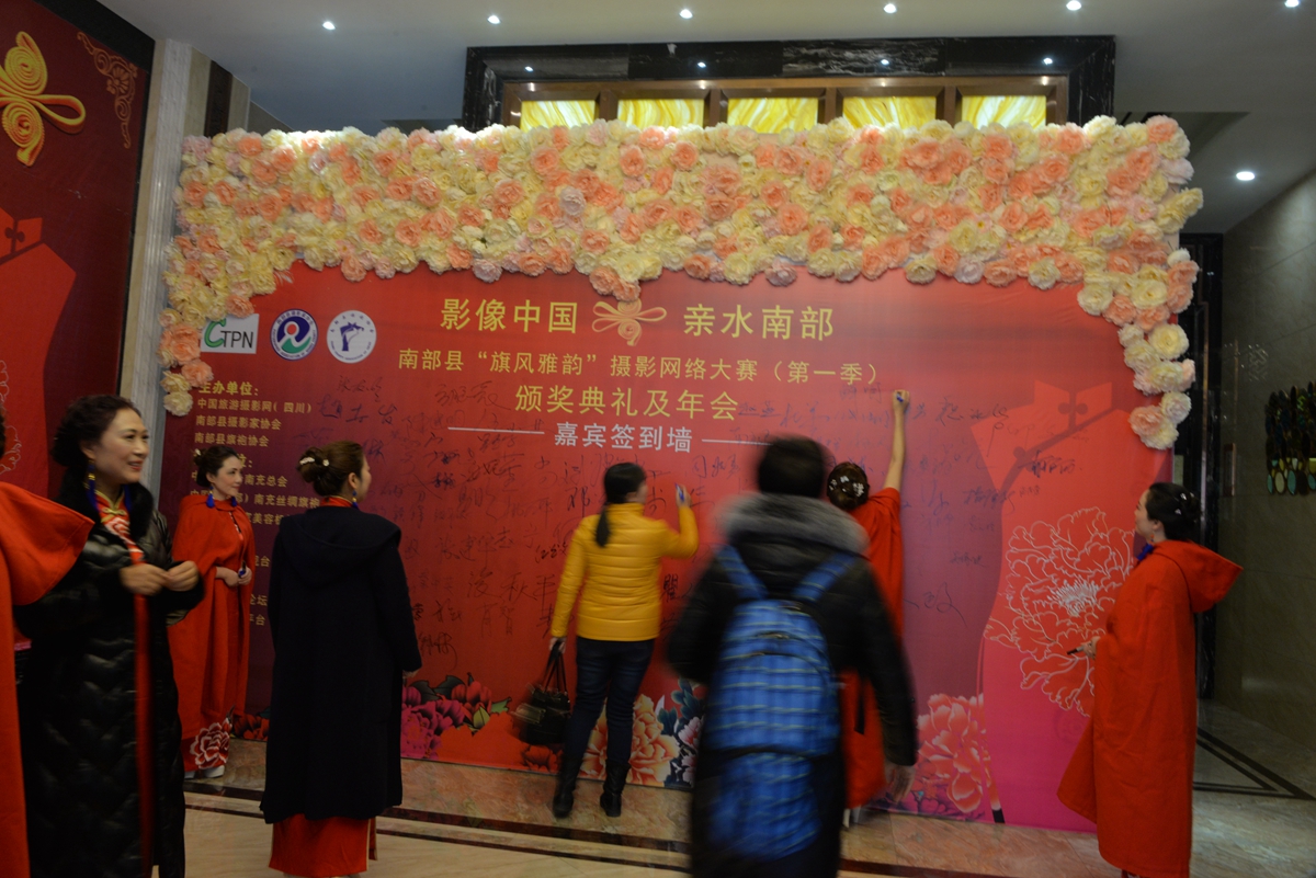 102712jpgu379lzriamqcc.jpg
