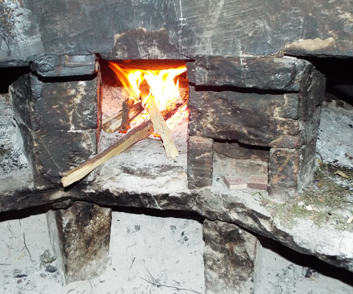 山里娃的泥巴土灶情怀