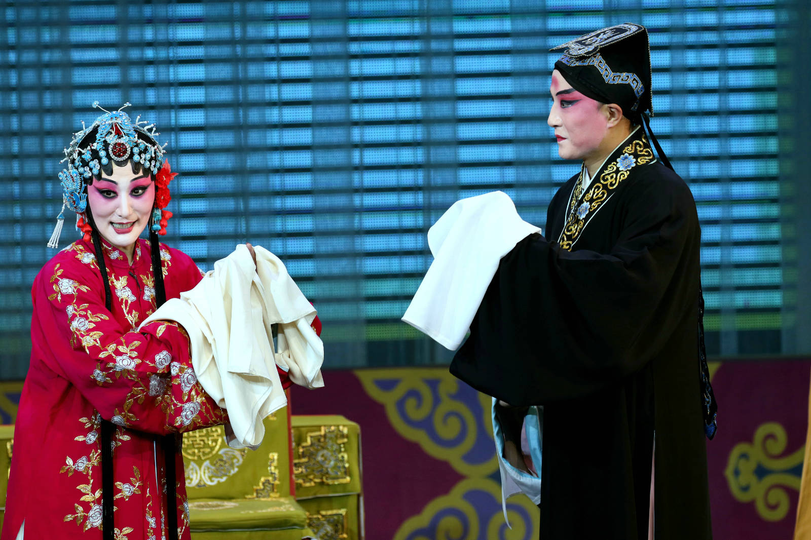 福建京剧院梅花奖获得者孙劲梅主演程派名剧《锁麟囊》