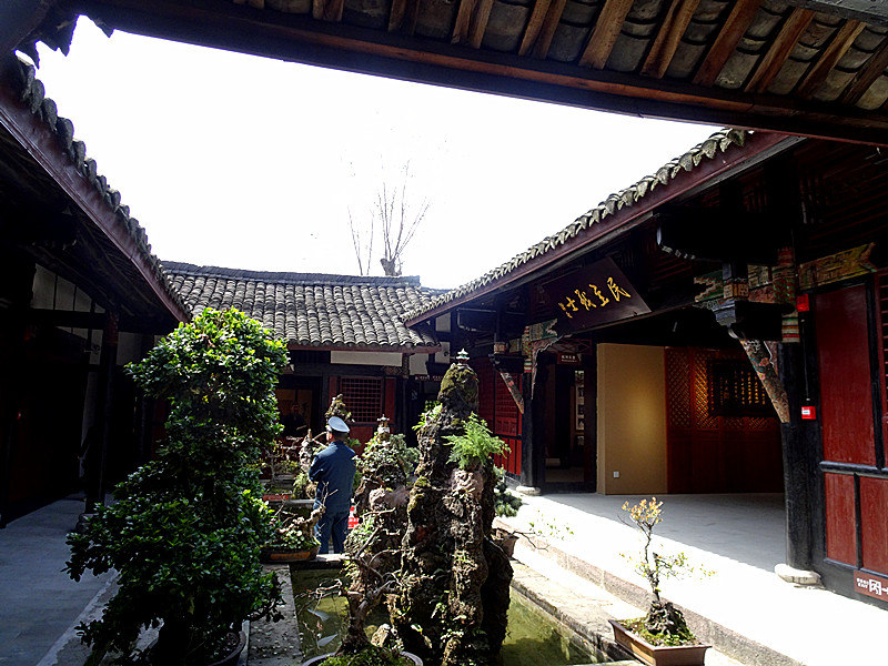 张澜纪念馆》 高仿真硅胶人像 栩栩如生 再现张澜先生光辉的一生