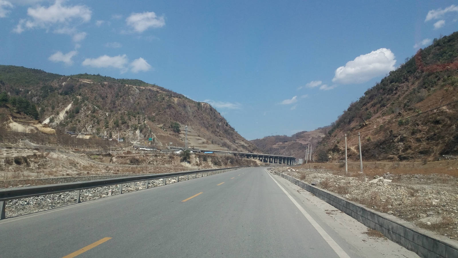 京昆高速沿线风景探秘雅西高速公路