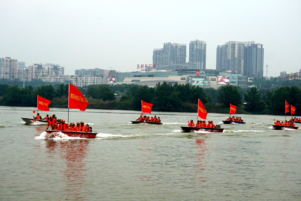 DSC08262_.jpg