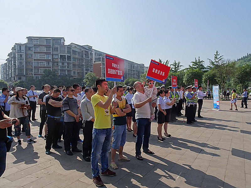 DSC05870_.jpg