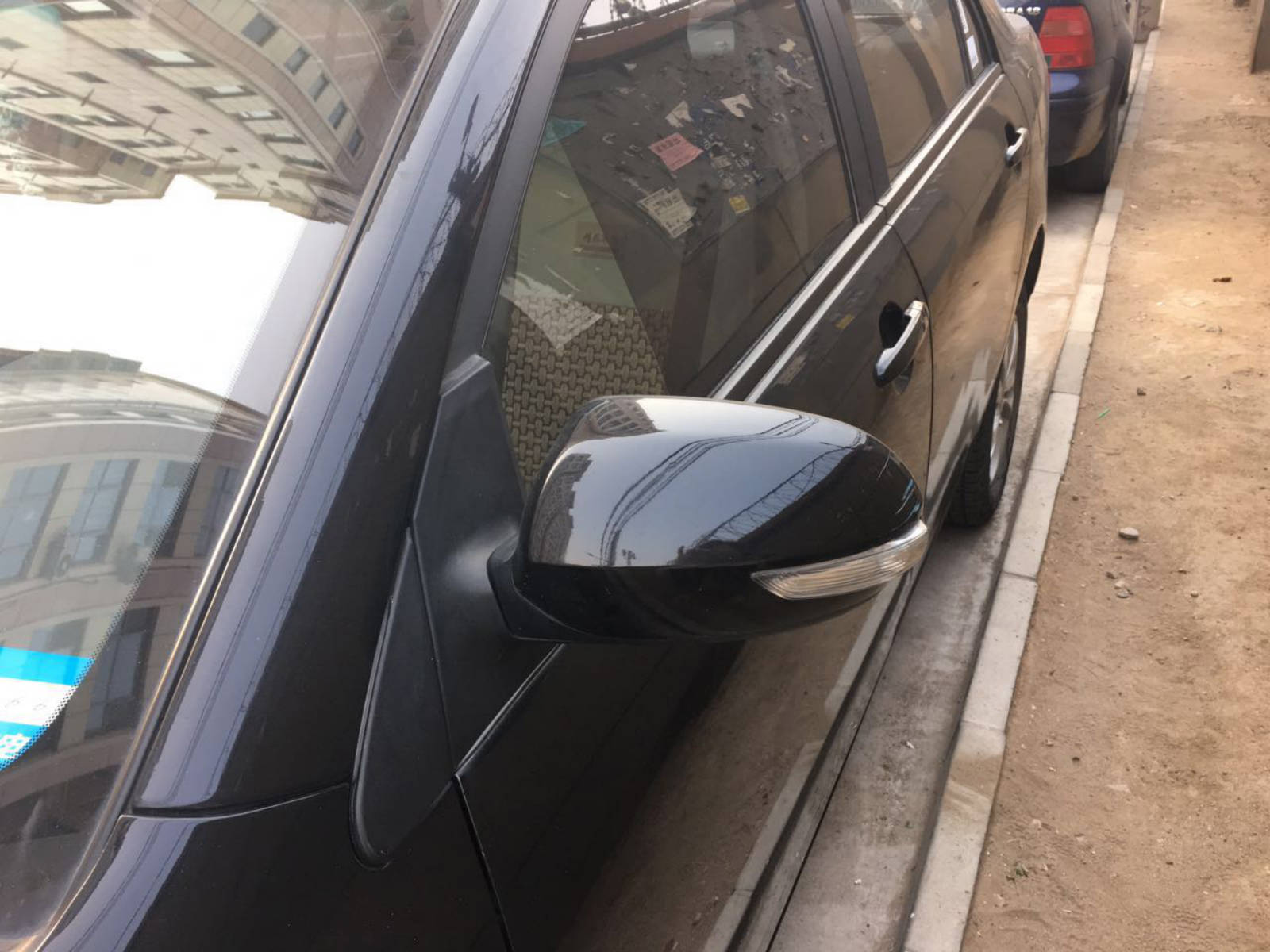 091244y9gvw3rd0mth3rh6.jpg