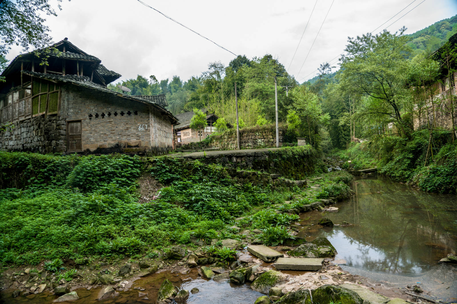 雪藏深山的秘境----大同中华村
