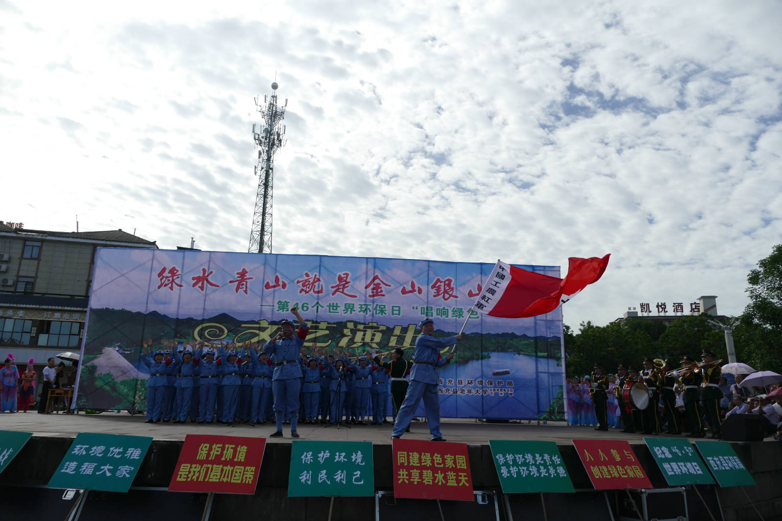 142650duuo6tk7i13moit3.jpg