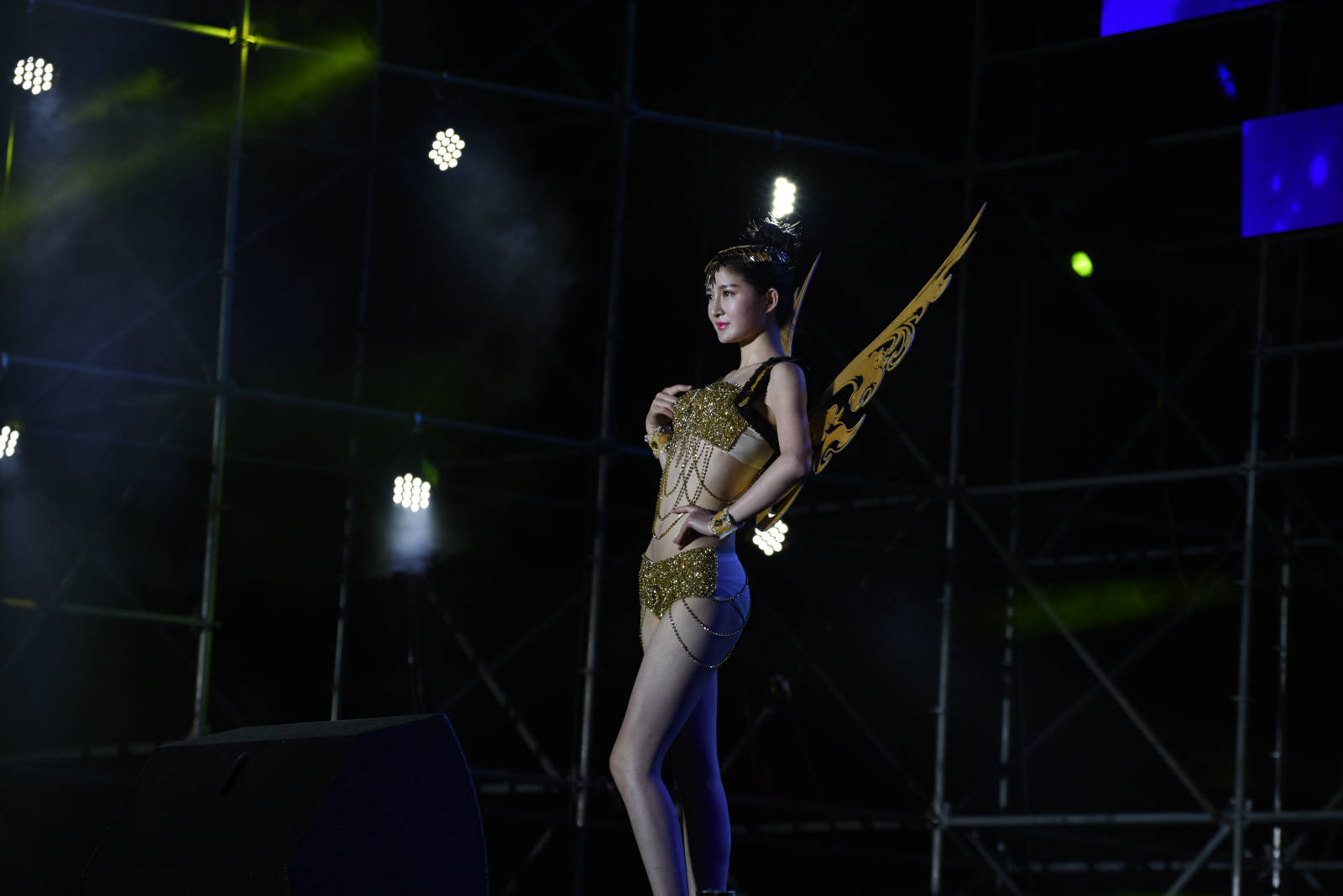 101714ltpqipqg4ffkikhp.jpg
