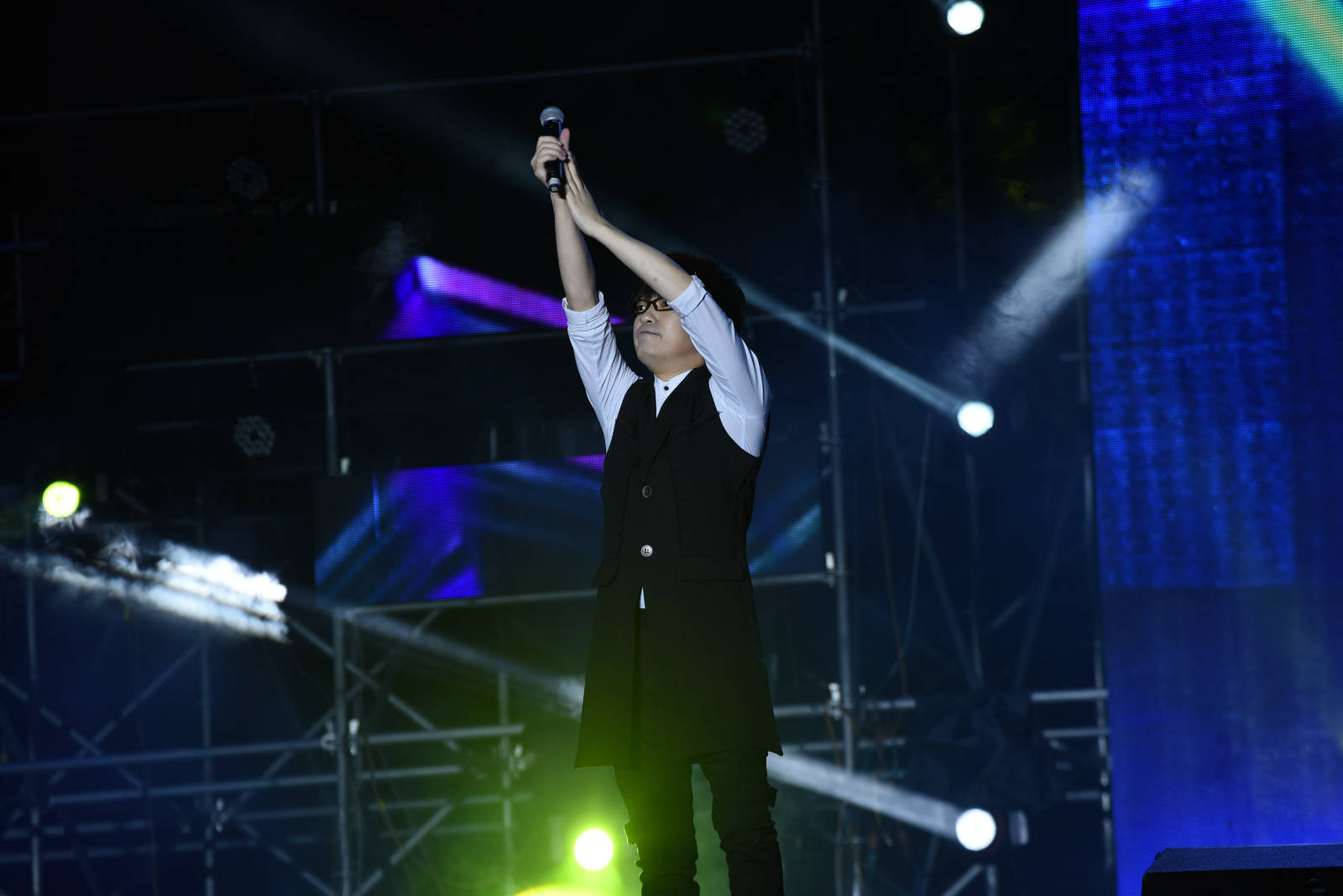 102126lr5opprrr3p56tcr.jpg
