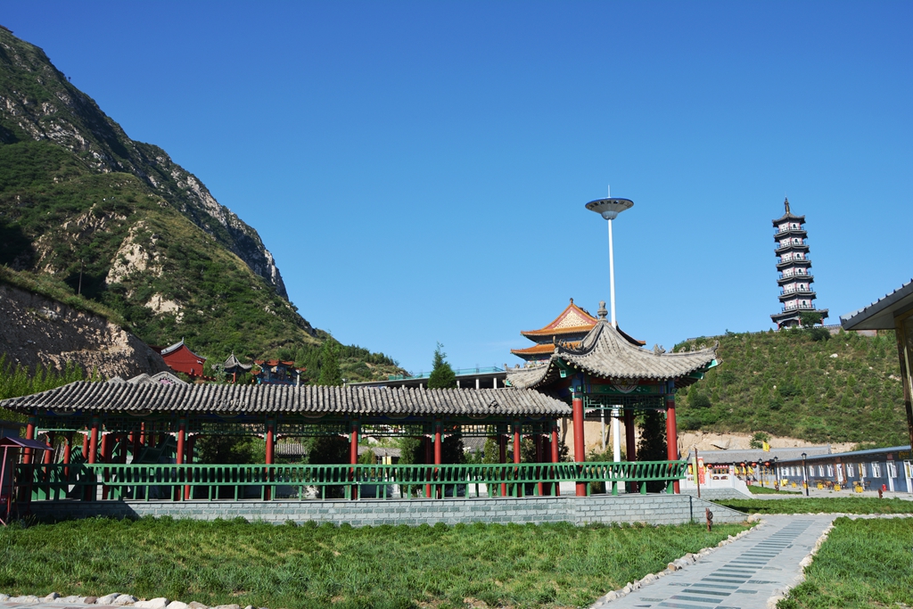 張家口下花園雞鳴寺風光