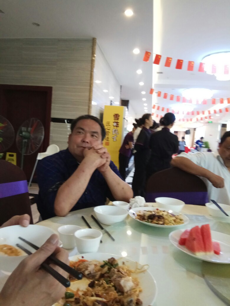 IMG_20170928_123812.jpg