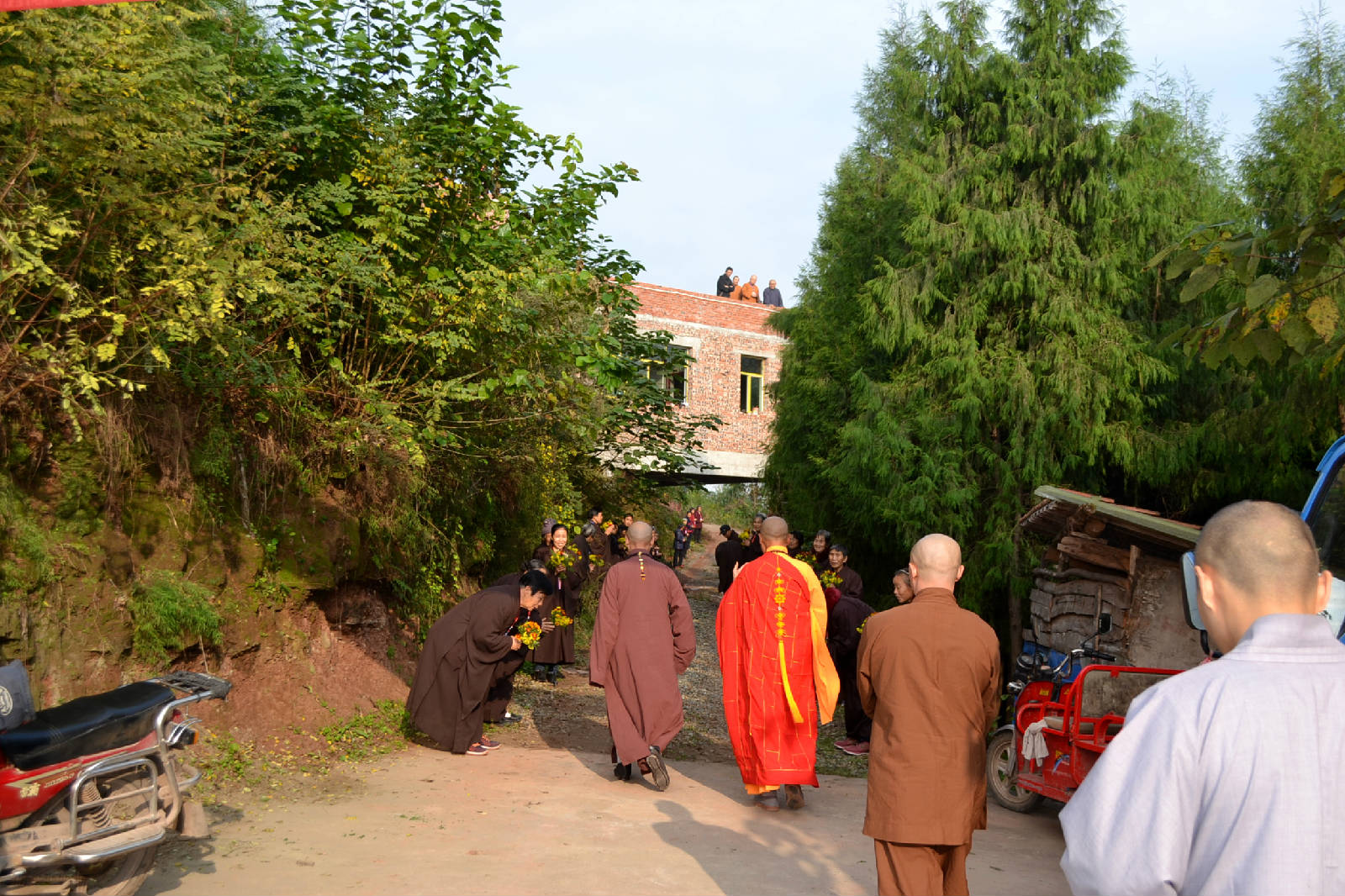 蓬安双庙寺在党的十四个坚持中诞生