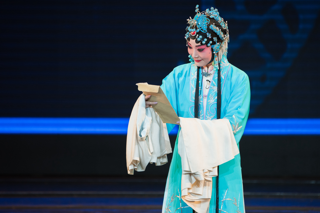 【剧照】秦腔《焚香记》之四"休妻"陕西大戏剧秦腔剧团 齐爱云 张涛