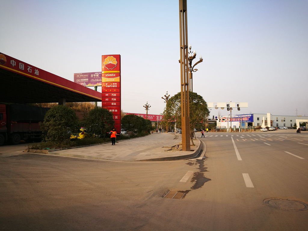 中国石油南充分公司加油站诱导欺骗消费者套路