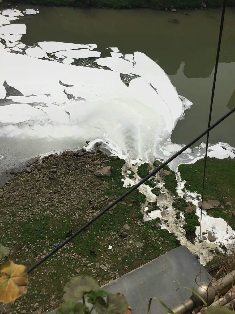 ż���ų��Ĳ�����ɫҺ��