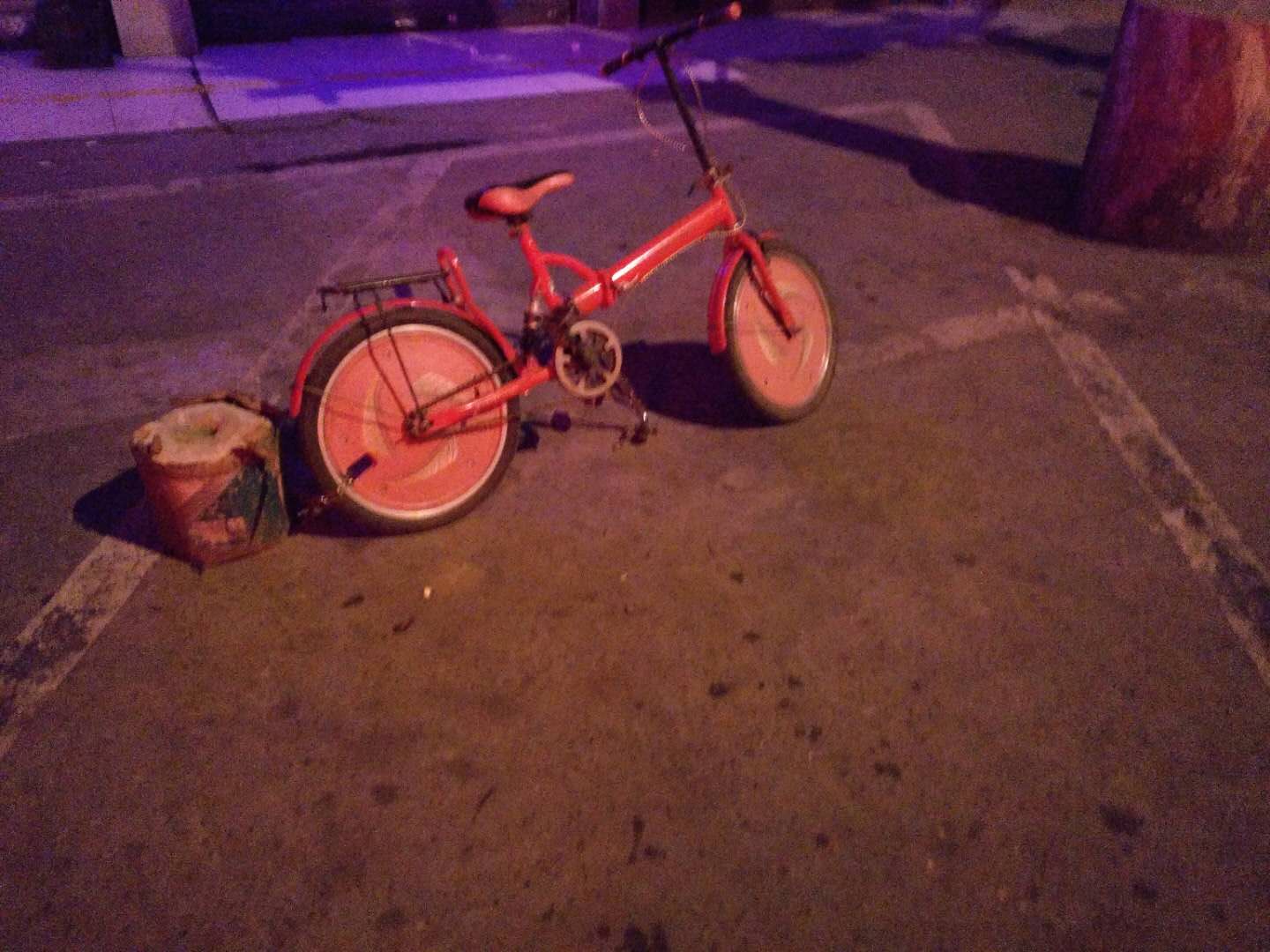 838098898.jpg