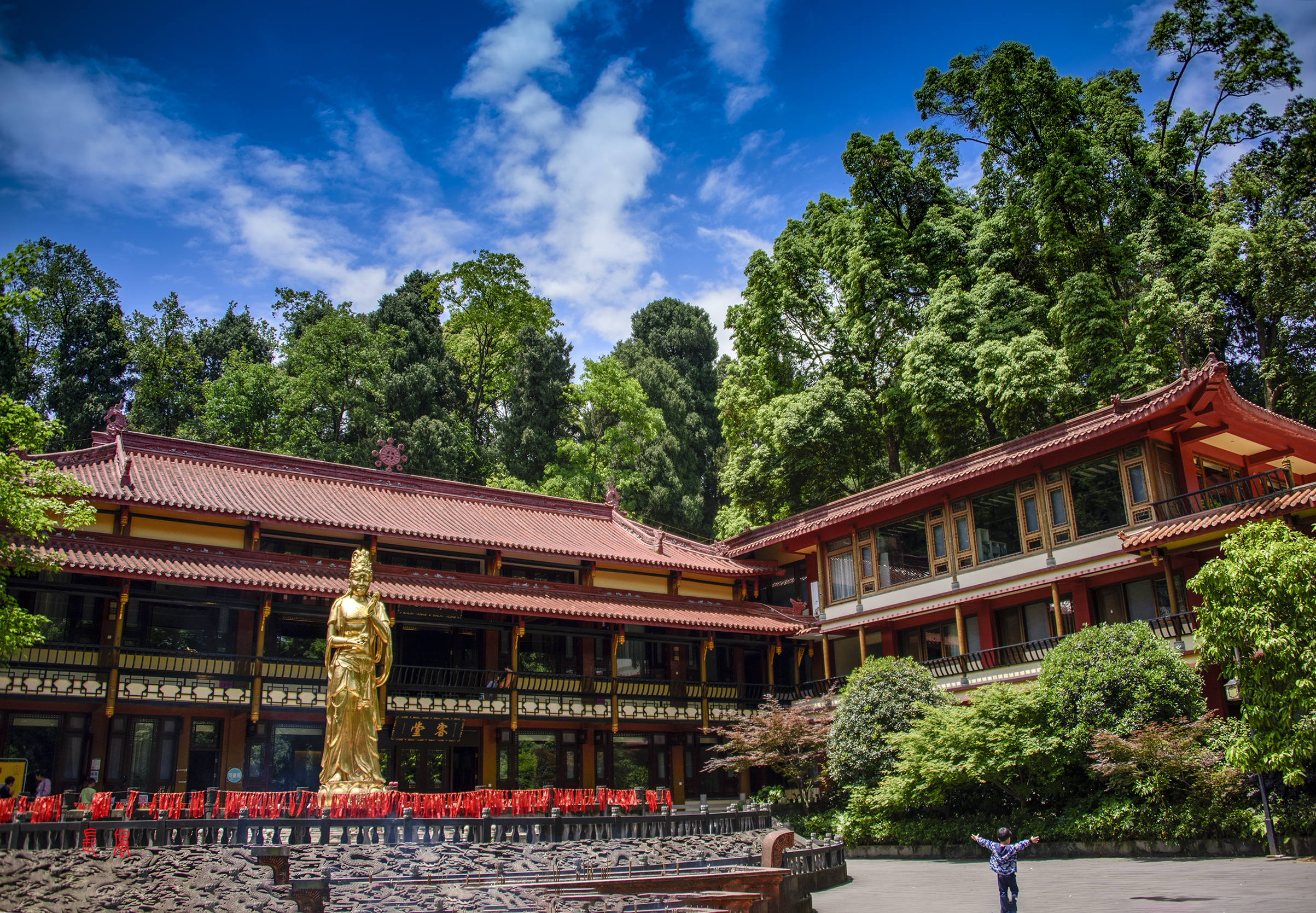 都江堰普照寺图片